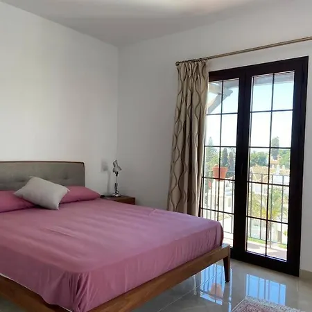 Nueva Andalucia Designer Penthouse