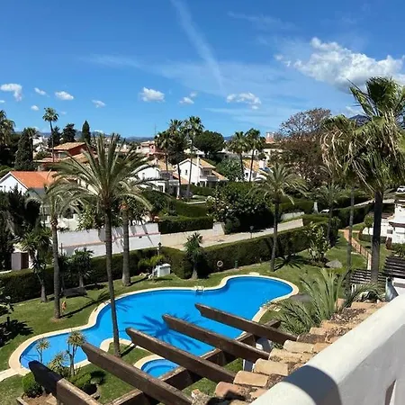 Nueva Andalucia Designer Penthouse *
